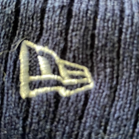 New England patriots winter hat - Picture 4 of 7